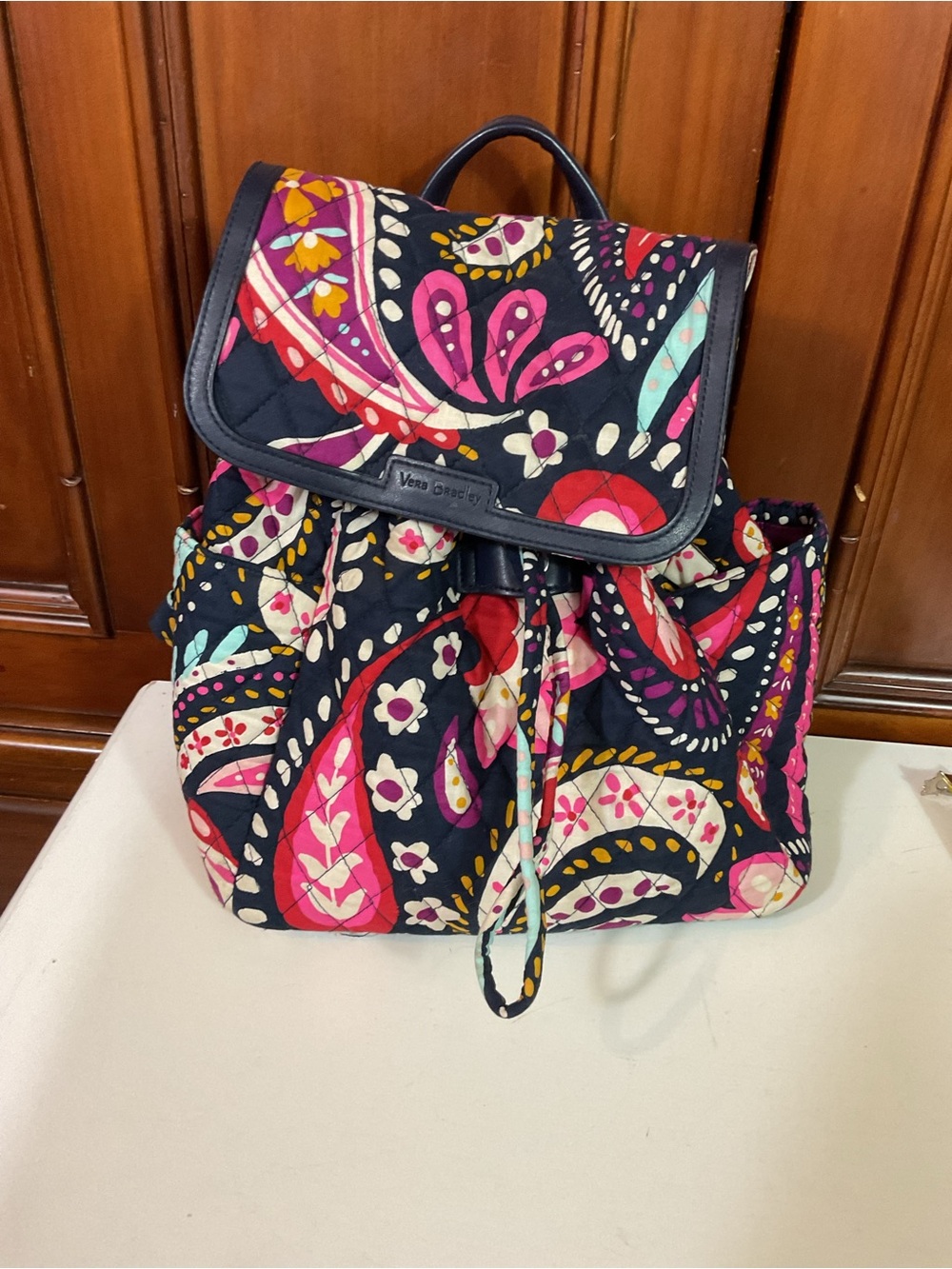 Vera Bradley Womens Floral Quilted Backpack 10” X 9” X 4.5” Navy Pink Lknw Gorge